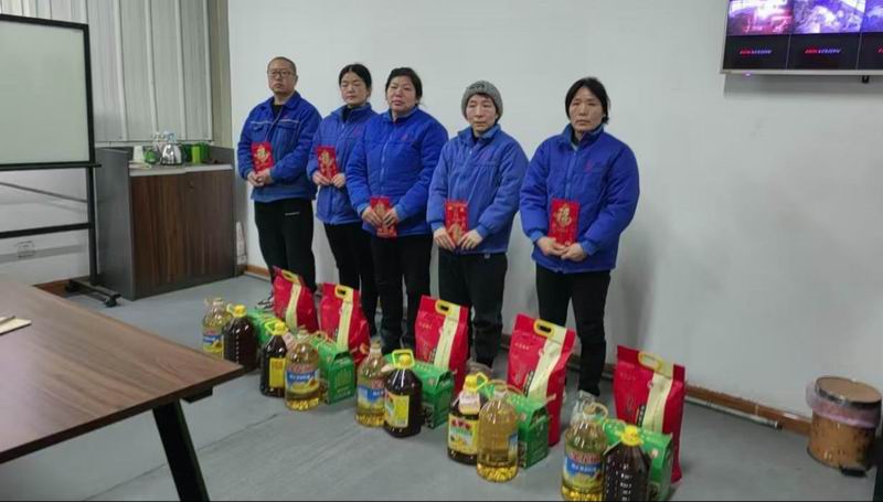 薪旺实业公司工会慰问困难职工
